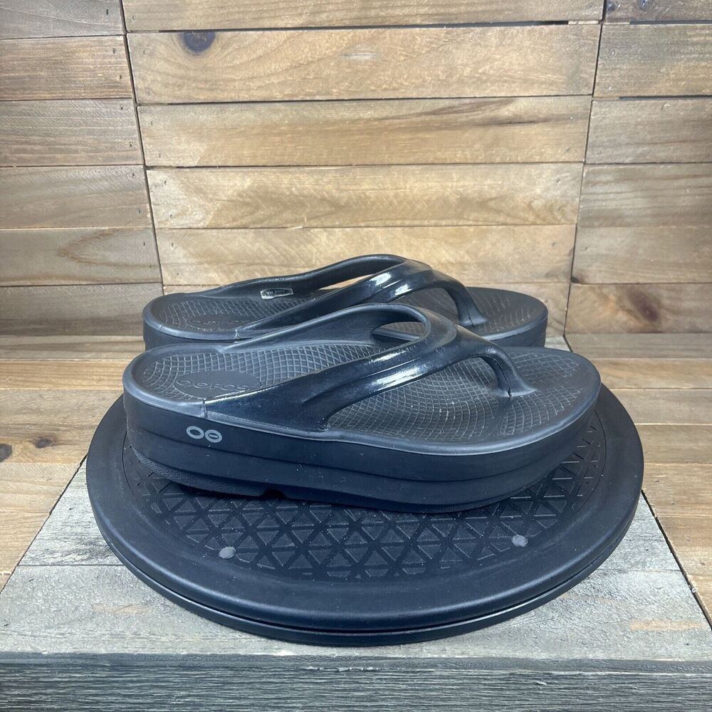 OOFOS Sandals Womens Sz 6 Platform Recovery Flip Flop Black Luxe Comfort Thong